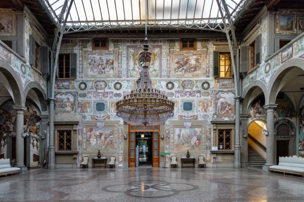 Medici Villa La Petraia: view of the central courtyard, with frescoes by Cosimo Daddi and