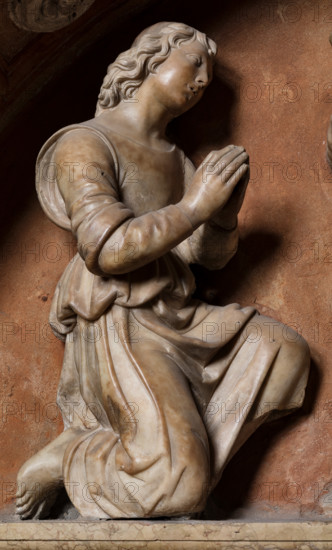 Modena, Duomo, interno, navata destra: monumento funerario dedicato a Francesco Molza; di
