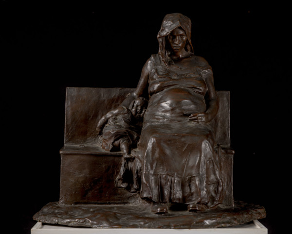 Collezione Assicoop Unipol, inv. n° 914: 
Ermenegildo Luppi (1877-1973); “Mamma con bambino”,
