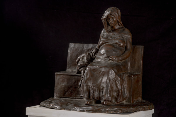 Collezione Assicoop Unipol, inv. n° 914: 
Ermenegildo Luppi (1877-1973); “Mamma con bambino”,
