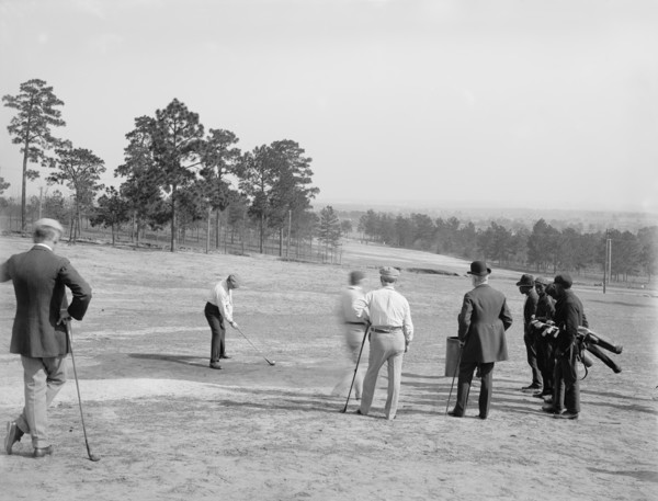 Golfers at No. 1 tee, Golf Course, Hampton Terrace, Augusta, Georgia, USA, Detroit Publishing Company, 1905