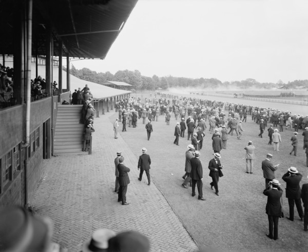 Crowd at Saratoga Race Track, Saratoga Springs, New York, USA, Detroit Publishing Company, 1910