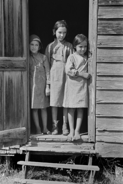 Children of Day Laborer in Doorway of Home, near New Iberia, Louisiana, Russell Lee, November 1938