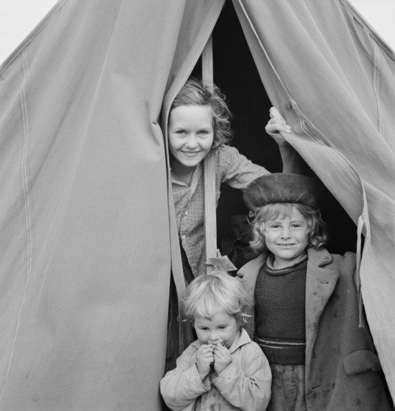 Light-hearted Children in Farm Security Administration (FSA) Camp, Merrill, Klamath County, Oregon, USA, Dorothea Lange for Farm Security Administration, October 1939