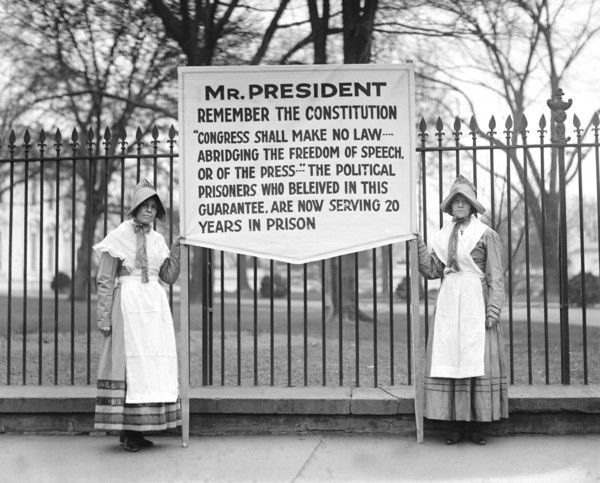 Political Amnesty Pickets, Washington DC, USA, National Photo Company, December 1922