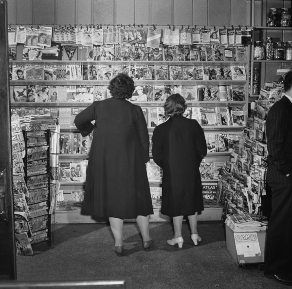 Two Women Browsing in Magazine Shop, Southington, Connecticut, USA, Fenno Jacobs for Office of War Information, May 1942