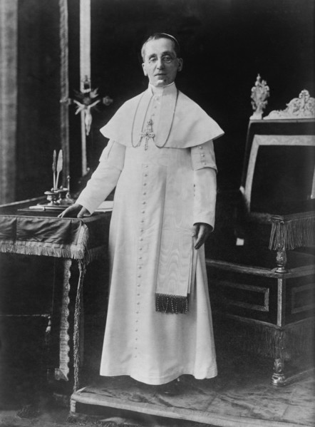 Pope Benedict XV, Standing Portrait, Bain News Service, 1915