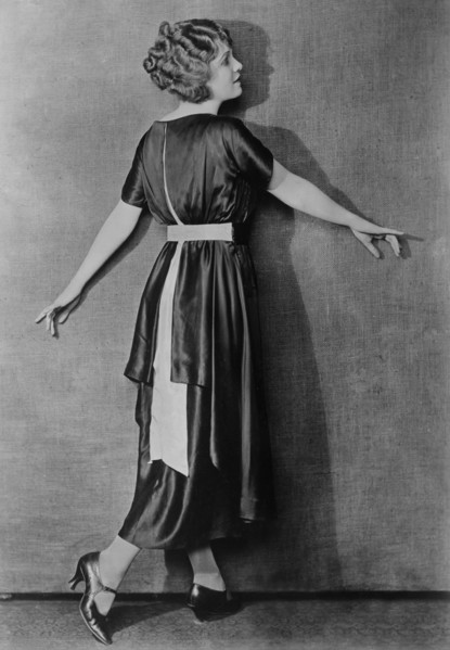 Actress Betty Ross Clarke, Fashion Portrait, Bain News Service, 1920
