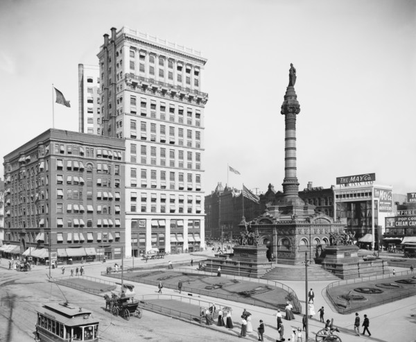 City Square with Soldiers' and Sailors' Monument, Cleveland, Ohio, USA, Detroit Publishing Company, 1900