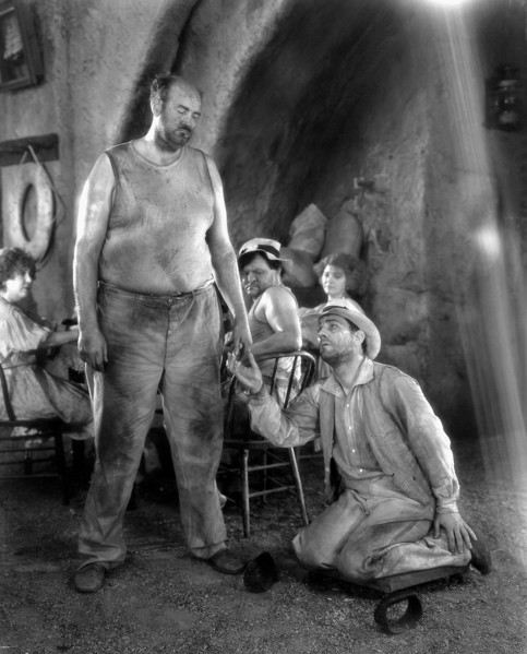 Lon Chaney, on-set of the Film, "West of Zanzibar", 1929