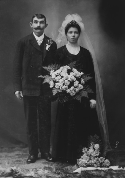 Wedding Couple, Portrait, circa 1905