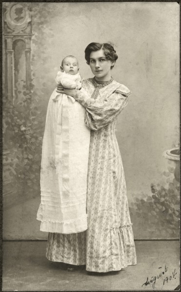 Mother Holding Infant Child, Portrait, circa 1904