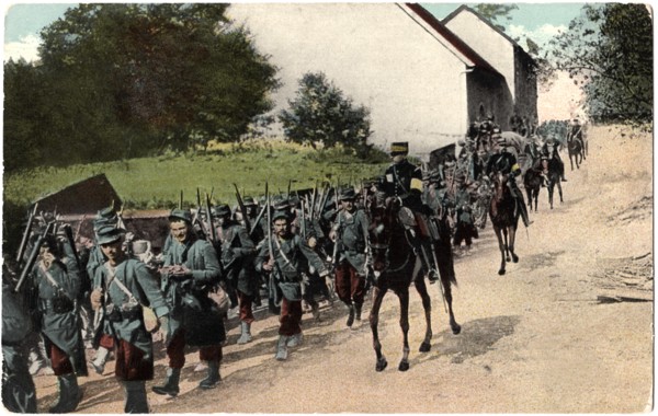 French Moving on the Enemy Flank, WWI hand-colored Postcard, circa 1914