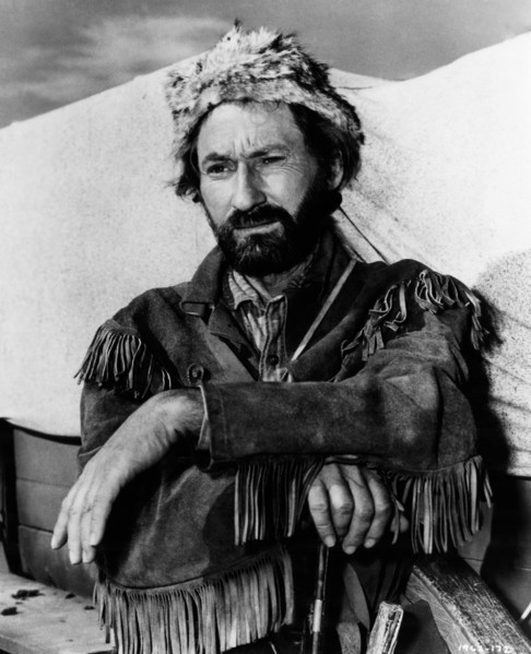 Arthur Hunnicutt, as Davy Crockett, on-set of the Film "the Last Command", 1955