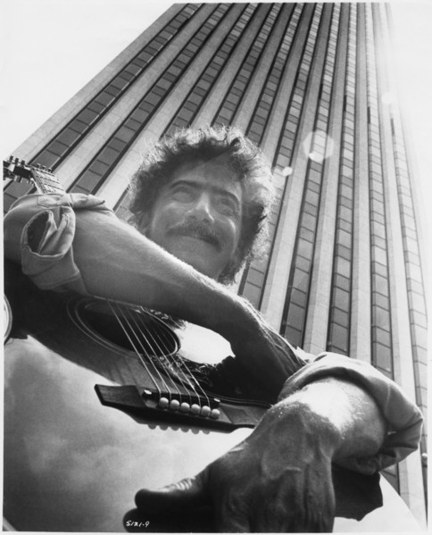 Dustin Hoffman, on-set of the Film “Who is Harry Kellerman and Why is He Saying Those Terrible Things About Me?”, 1971