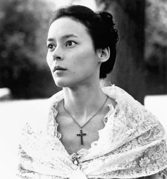 Meg Tilly, on-set of the Film, "Valmont", Photo by Jaromír Komárek, Orion Pictures, 1989