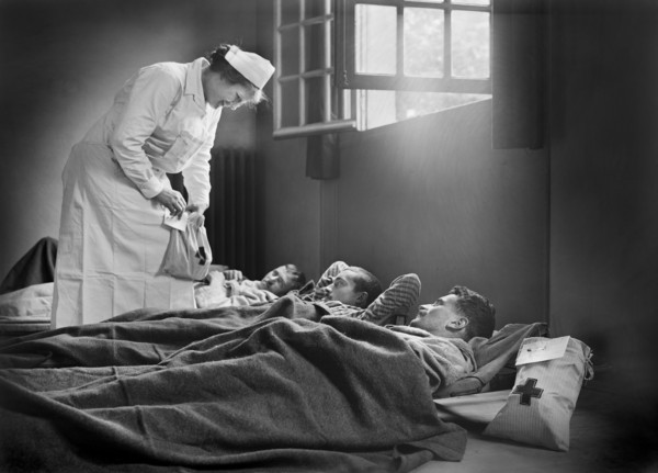 French Soldiers who were just brought to American Military Hospital No. 1