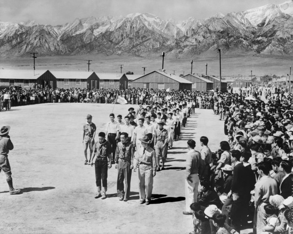 Evacuees of Japanese Ancestry attending Memorial Day services at War Relocation Authority Center