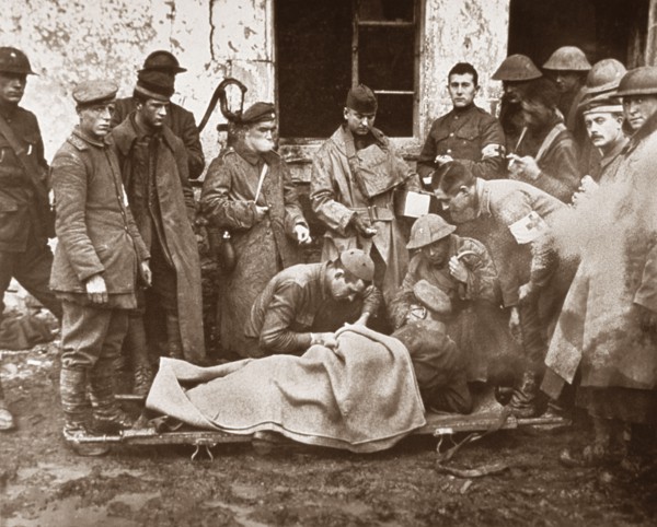 Lieutenant C.S. Darley, a Catholic chaplain, 1918