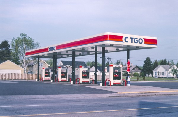 Citgo gas station, overall view