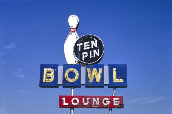 Ten Pin Bowl sign, Route 127