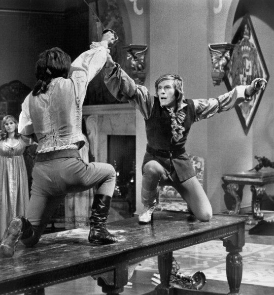 Wanda Ventham (far left)