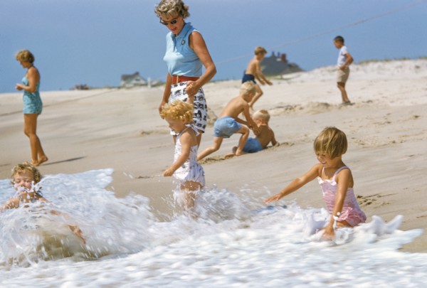 Children playing at Hamptons Beach