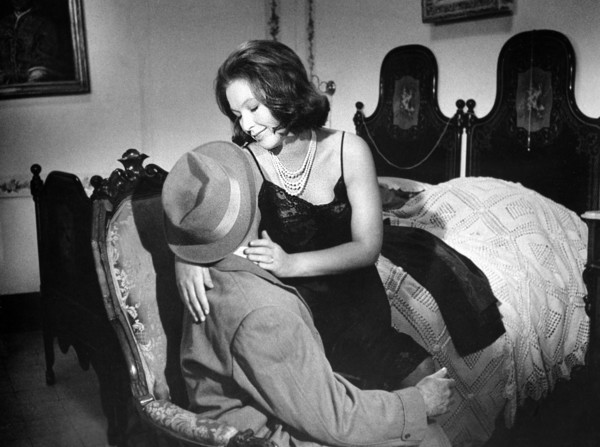 Marina Vlady, Ugo Tognazzi, on-set of the Italian film, "The Conjugal Bed", Italian: Una Storia