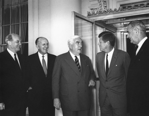 Left to right: U.S. Secretary of State Dean Rusk, Ambassador of Australia Sir Howard Beale,