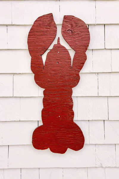 Lobster symbol at entrance to seafood market