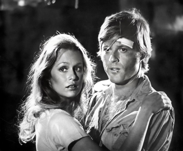 Lauren Hutton, Robert Redford, on-set of the film, "Little Fauss and Big Halsy", Paramount