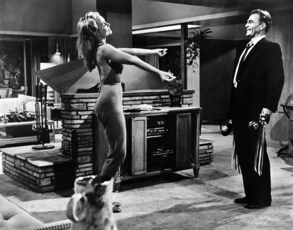 Julie Newmar, James Mason, on-set of the film, "The Marriage-Go-Round", 20th Century-Fox, 1961