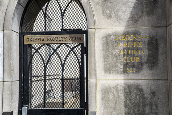 Theodora Griffis Faculty Club, New York Weill Cornell Medical Center, building exterior, entrance,