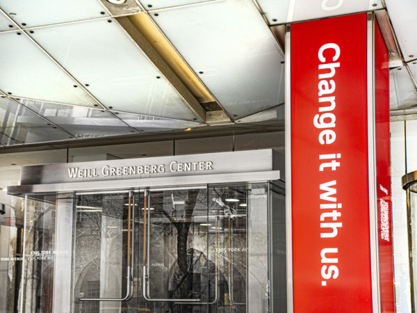 Weill Greenberg Center, Weill Cornell Medicine, building exterior entrance, 1305 York Avenue, New