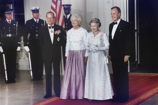 U.S. President George H.W. Bush and U.S. First Lady Barbara Bush hosting State Dinner for Queen