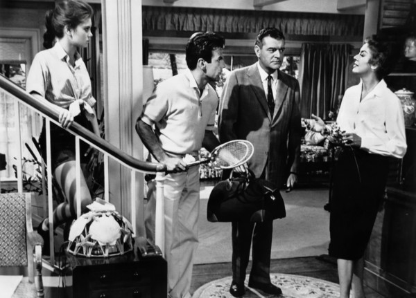 Annette, Gorman, Maximilian Schell, Jack Hawkins, Rosalind Russell, on-set of the film, "Five