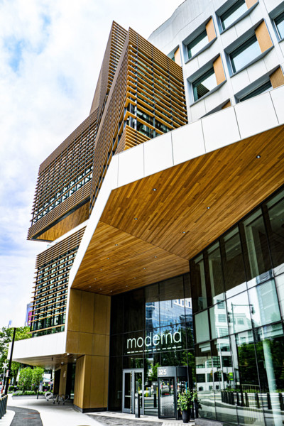 Moderna, building entrance, Cambridge