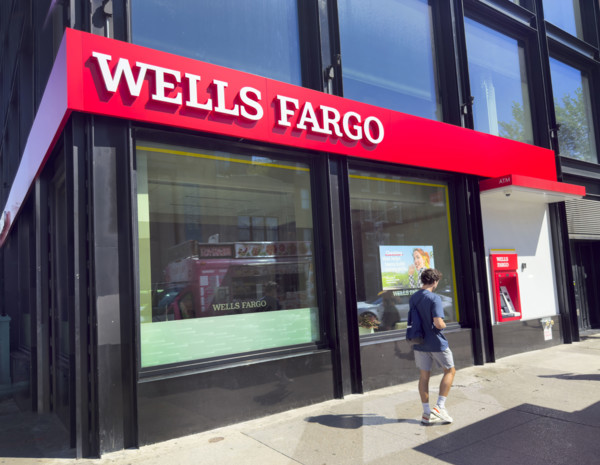 Wells Fargo retail bank, building exterior, 8th Avenue and 14th Street, Chelsea, Manhattan, New