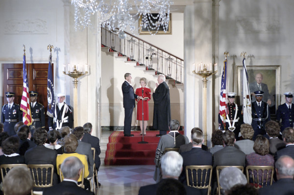 U.S. President Ronald Reagan, U.S. First Lady Nancy Reagan and U.S. Chief Justice Warren Burger at