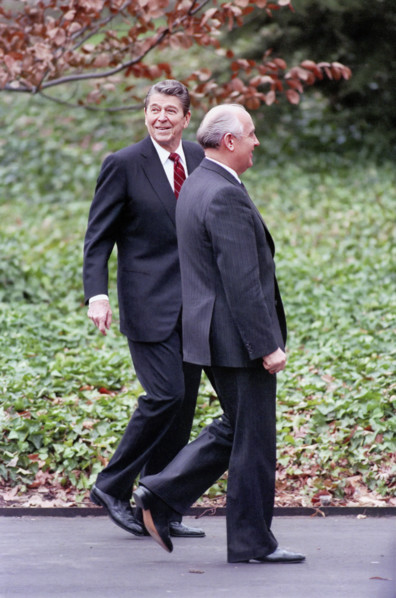 U.S. President Ronald Reagan and Soviet General Secretary Mikhail Gorbachev on White House South