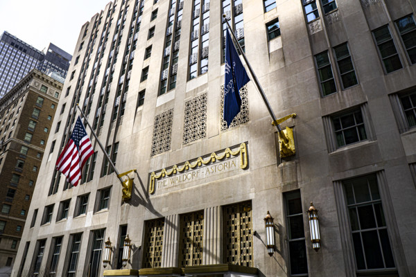 The Waldorf Astoria, luxury hotel and condominium residence, building exterior detail, Lexington