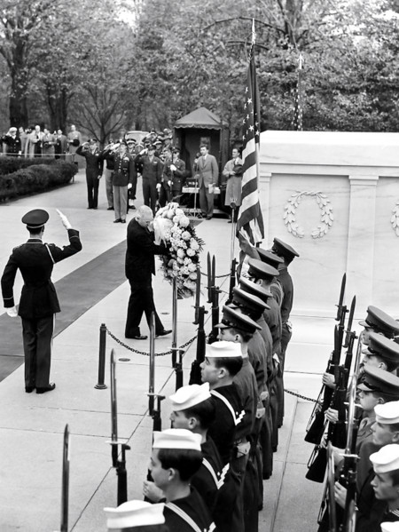 U.S. President Harry S. Truman placing wreath at Tomb of the Unknown Soldier, Arlington National