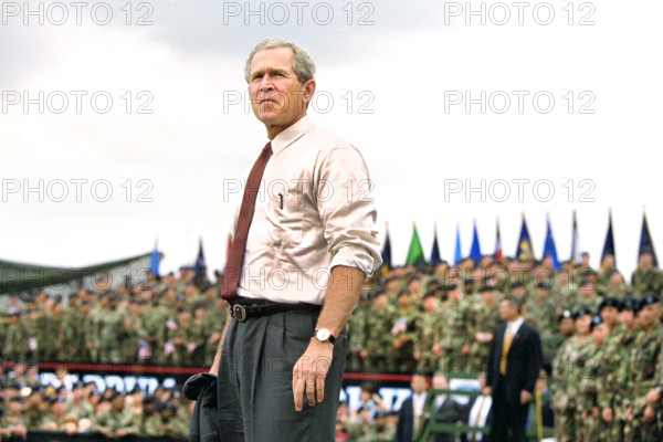 U.S. President George W. Bush delivering remarks, Fort Drum, Le Ray, New York, USA, Paul Morse,
