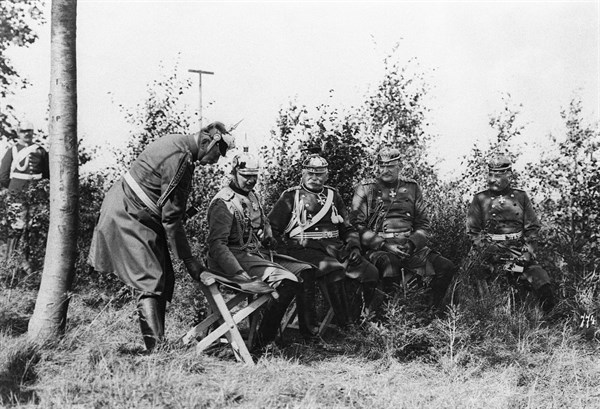 Wilhelm II (in the middle): Kaiser of Germany and King of Prussia