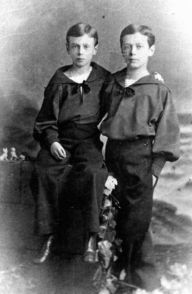 The future Nicholas II of Russia and his brother, Grand Duke George Alexandrovich