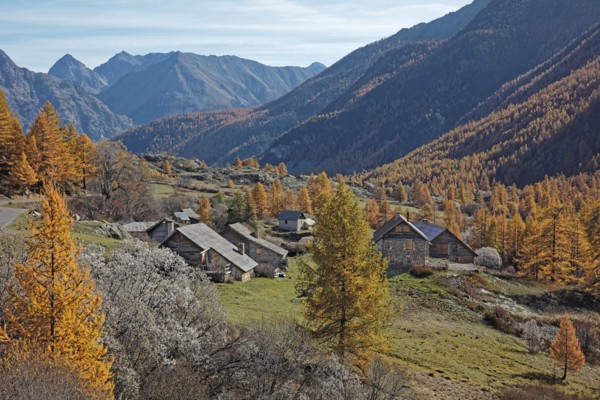 Névache en automne, Vallée de la Clarée, Hautes-Alpes