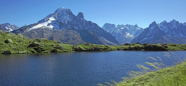Le lac des Chéserys, massif du Mont-Blanc, Haute-savoie
