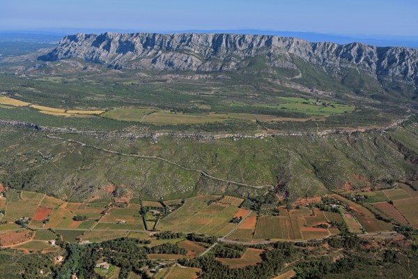 Montagne Sainte-Victoire, Bouches-du-Rhône