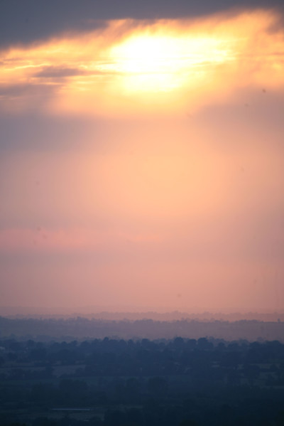France, Basse Normandie, Calvados, bocage, ciel nuages, meteo, soleil couchant, soir,
