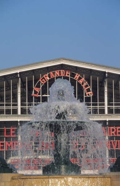 France, Paris 19e, fontaine des Lions de Nubie, eau, grande halle de la Villette